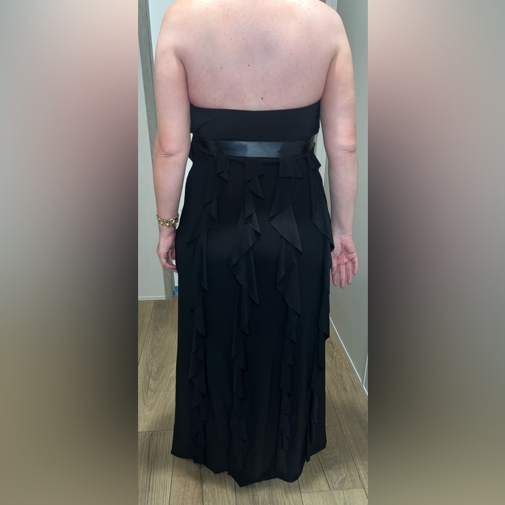 Betsy & Adam Tiered Ruffle Halter Dress Long Gown Size 10 - Picture 3 of 8
